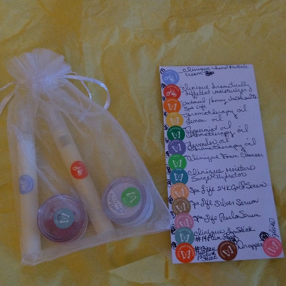 Clinique 5pc. Sample Bag - Picture 1 of 1